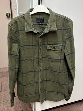 Men's Tavik Olive Green Plaid Button-Up Shirt